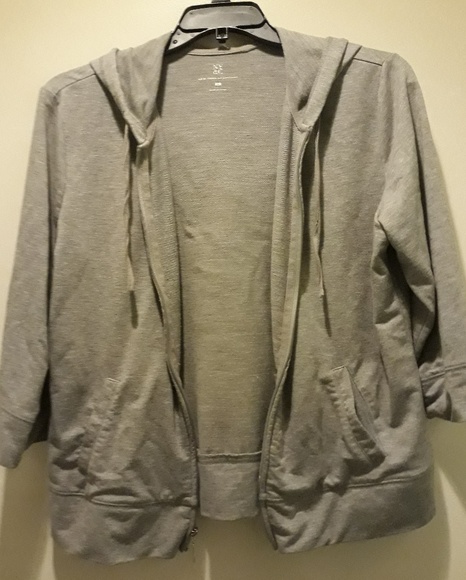 Light weight 3/4 sleeve Jacket - Picture 1 of 4